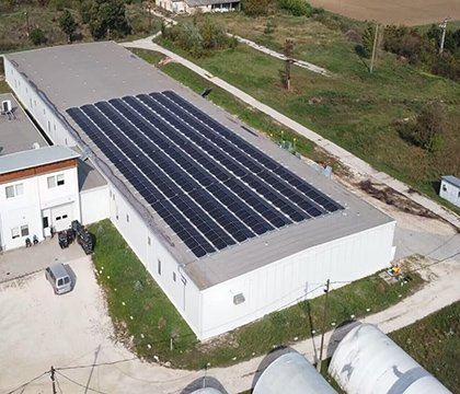 Solarni sustav za montažu na ravni krov
        